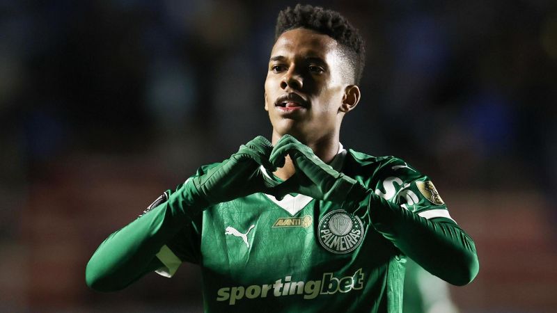 Barcelona quyết giữ Estevao Willian trước sự theo đuổi từ Chelsea