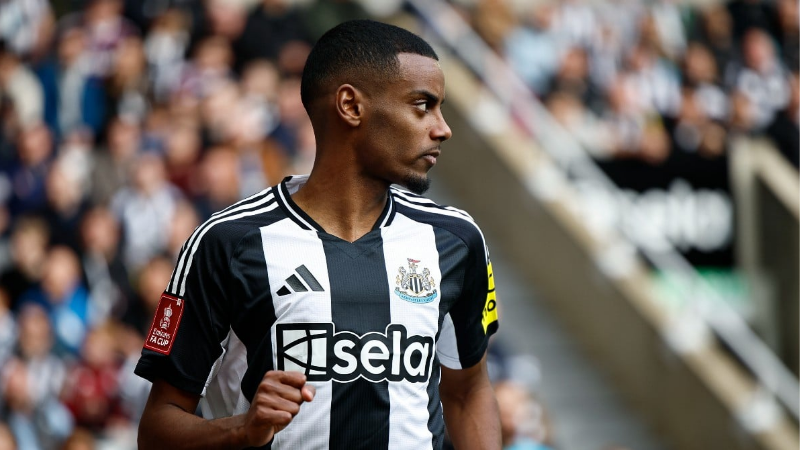 Tình hình giữa Isak và Newcastle: Tâm điểm giữa đồn đoán đến Liverpool